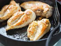 how to cook chicken breast in a pan