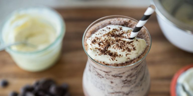 How Long Does Whipped Cream Last Does It Go Bad Best Electric 