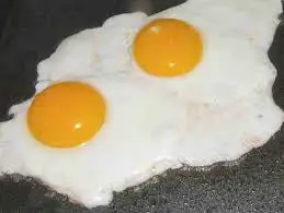 How to cook eggs on a griddle