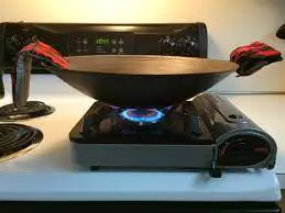 How To Use a Wok On an Electric Stove?