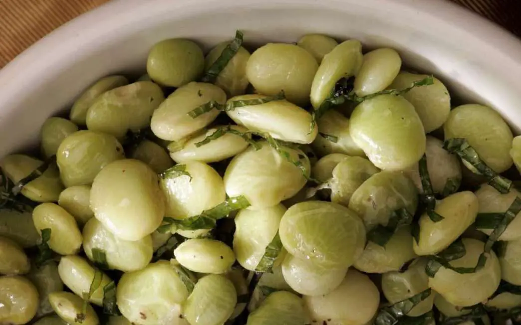 Lima Beans Vs Fava Beans: Similarities and Differences