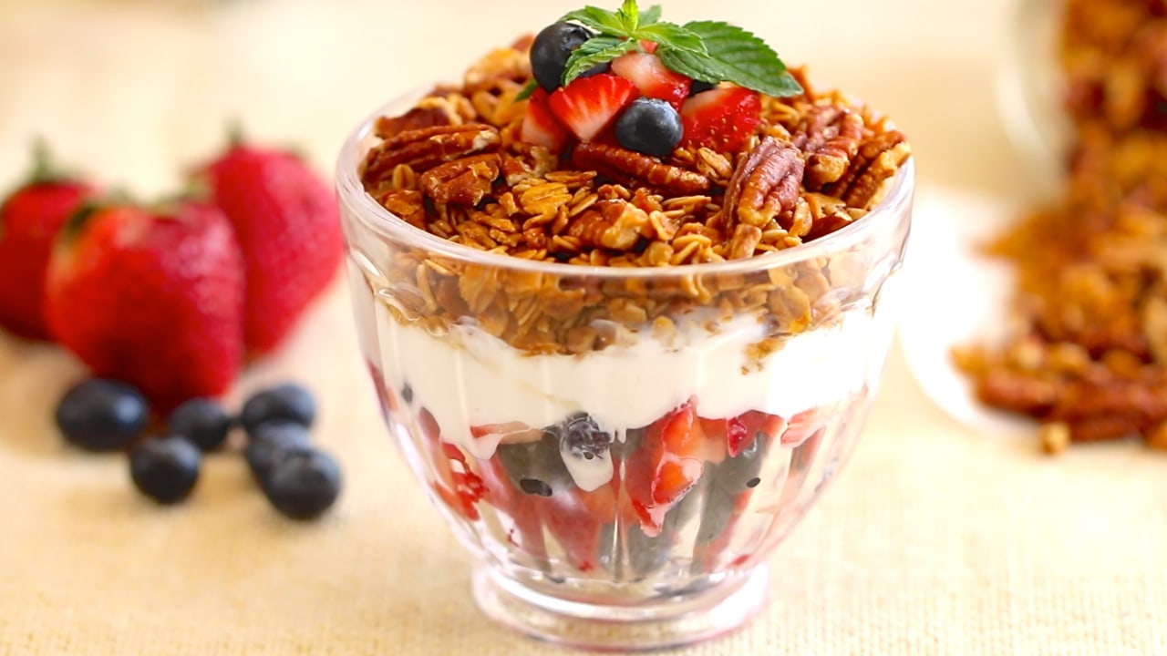 Does Granola Go Bad? How Long Does It Last? 