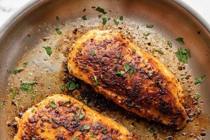 easy fried chicken breast recipe skillet