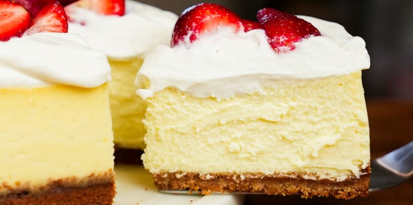 Classic New York Cheesecake Recipe with Graham Cracker Crust