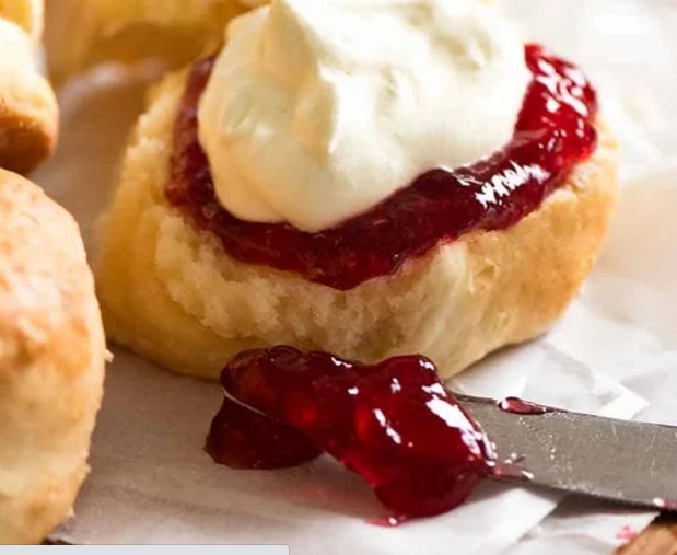3-ingredient lemonade scones